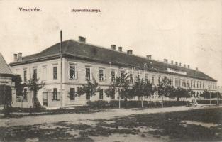 Veszprém honvédlaktanya