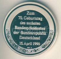 NSZK 1990. "Richard von Weizsäcker" Ag 19,7g multicolor emlékérem T:PP