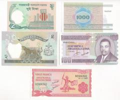 5db vegyes külföldi bankjegy tétel klf országokból (Banglades, Burundi, Fehéroroszország, Nepál), közte Banglades 2011. 2T + Nepál DN (1995-1999) 2R T:I,I- 5pcs of mixed foreign banknote lot from diff countries (Bangladesh, Burundi, Belarus, Nepal), with Bangladesh 2011. 2 Taka + Nepal ND (1995-1999) 2 Rupees C:UNC,AU
