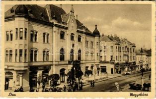 Léva, Levice; Megyeház, Vámos üzlete / county hall, shop