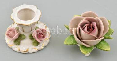 Német porcelán rózsás gyertyatartó és rózsa. Kézzel festett, jelzett, a rózsán kisebb lepattanásokkal, m: 4-5 cm