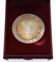 1996. "Budapesti Közlekedési Részvénytársaság 1896-1996 / Milleniumi Földalatti Vasút" két...