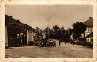 1932 Perecseny, Perechyn, Perecin; Hlavní ulice / Fő utca, autó, üzlet, Mobioil. Abraham Bergida / main street, automobile, shop (Rb)