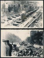 cca 1940-1950 Bp., villamos sínek javítása, korszerűsítése, 2 db fotó, hátoldalukon feliratozva, 9x6 cm