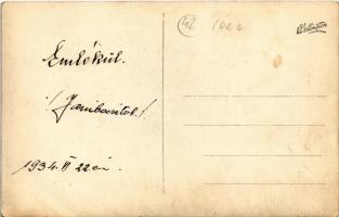 1934 Egyenruhás férfi, színezett fotó. photo (EK)