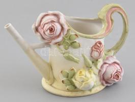 Rózsás dísz öntözőkanna, biszkvit porcelán, kézzel festett, jelzett, kis kopással, m: 11 cm