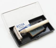 Astra bakelit nyelű borotva, pengékkel, eredeti műanyag tokjában