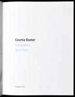 Csurka Eszter. A tengerpartra. Bp., 2013., Műcsarnok. 117 p. Gazdag képanyaggal illusztrált. Kiadói ...