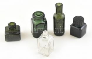 5 db tintás és egyéb kis méretű üveg tárgy, m: 5 és 10 cm között. Mind apró kopásnyomokkal