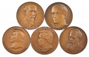 Szovjetunió 1977. Az orosz irodalom klasszikusai: Nikolay Nekrasov, Alexander Pushkin, Fyodor Dostoyevsky, Mikhail Lermontov, Nikolai Gogol emlékérem sorozat 5xklf darabja (37mm) T:2 Soviet Union 1977. Classics of Russian literature: Nikolay Nekrasov, Alexander Pushkin, Fyodor Dostoyevsky, Mikhail Lermontov, Nikolai Gogol 5xdiff pcs of commemorative medallion set (37mm) C:XF