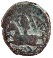 12. századi Br érme arab írásjelekkel és lovasábrázolással T:3 12th century Br coin with Arabic punctuation and a horse C:F