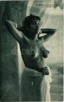 Maroc (Scenes et Types) Jeune Femme Arabe / Morocco, half-naked Arab woman