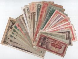 27db-os külföldi bankjegytétel, közte Szovjetunió, Oroszország, Horvátország, Jugoszlávia T:III,III- 27pcs foreign banknote lot, within Soviet Union, Russia, Croatia, Yugoslavia C:F,VG