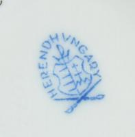 Herendi Viktória mintás bonbonniere rózsás fedéllel Kézzel festett, jelzett, rózsákon apró lepattaná...