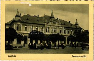 1950 Kiskőrös, Szarvas szálloda, piac, automobil (EK)