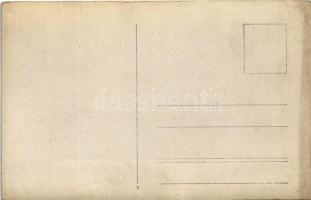 Jégkorcsolyázás, téli sport / ice skater, ice skating, winter sport. photo