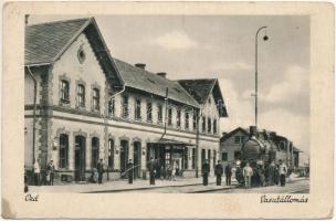 1943 Ózd, vasútállomás, gőzmozdony. Weinstock 1504. (EK)