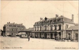 Nantes, La Gare de l'État / railway station, tram (crease)