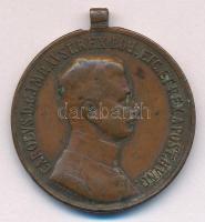 1917. Károly Bronz Vitézségi Érem bronz kitüntetés mellszalag és függesztőkarika nélkül. Szign.: Kautsch T:2- durva ph. Hungary 1917. Bronze Gallantry Meda bronze decoration without ribbon and suspension ring. Sign.: Kautsch C:VF strong edge error NMK 310.