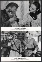 cca 1985 előtti ,,Vakmerőség" című szovjet film jelenetei és szereplői, 13 db vintage produkciós filmfotó, ezüst zselatinos fotópapíron, a használatból eredő (esetleges) kisebb hibákkal, 18x24 cm