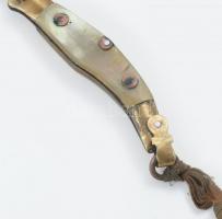 Válik jelzett egyedi készítésü zsebkés, bicska. Szaru, réz. 27 cm Bőr tokkal