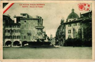 Trento, Trient (Südtirol); Piazza del Duomo. La Nuova Italia Redenta / square, fountain (EK)