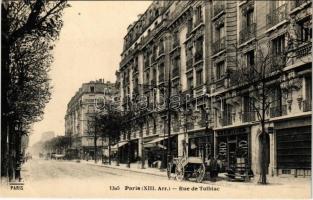 Paris, Rue de Tolbiac / street view, shops