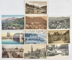 Kb. 200 db RÉGI főleg külföldi város képeslap vegyes minőségben: üdvözlőlapok, városok, motívumok, hölgyek és életképek / Cca. 200 pre-1945 mostly European town-view postcards in mixed quality