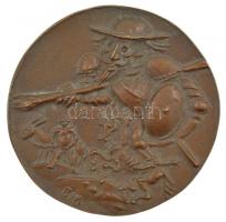 Borsos Miklós (1906-1990) DN Don Quijote jelenettel, kétoldalas, öntött bronz emlékérem (84mm) T:1- Hungary ND Don Quixote depiction, double-sided cast bronze commemorative medallion (84mm) C:AU