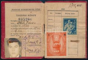 1946 MKP tagsági könyv, bélyegekkel, sérült borítóval