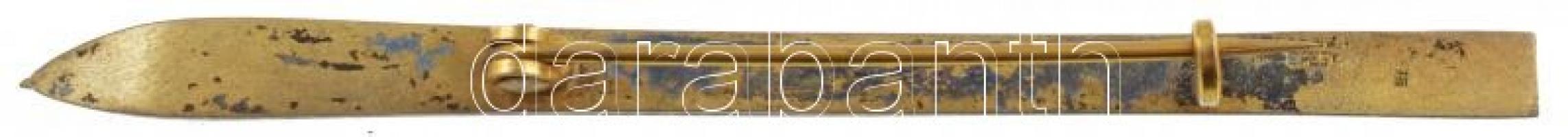 1943. "M.S.Sz. Hölgy Síbajnok 1943" a Magyar Sí Szövetség síléc formájú bronz jelvénye, há...