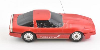 Chevrolet Turbo Vette Corvette távirányítós autó, távirányítón kis sérüléssel, az autó orrán meglazu...
