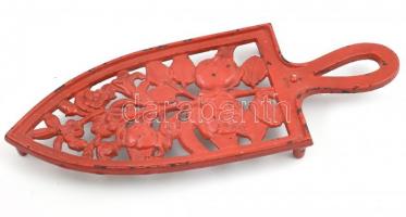 Régi vasaló kakas díszítéssel, régi vas talppal, jó állapotban