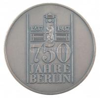 NDK 1987. Berlin 750 éves / Berlin, az NDK fővárosa fém emlékérem tokban (70mm) T:1 GDR 1987. 750 Years of Berlin / Berlin, Capital of the GDR metal commemorative medallion in case (70mm) C:UNC