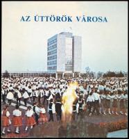 Az úttörők városa. Zánka. Balatoni úttörőváros. 1975-1985. Szerk.: Bertalan Ildikó, Osika Barna. Bp., 1985, Statisztikai. Gazdag képanyaggal illusztrált. Kiadói papírkötés.