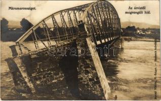 1913 Máramarossziget, Sighetu Marmatiei; árvíztől megrongálódott híd. Benkő Miklós, Herbeck felvétele / damaged bridge after the flood