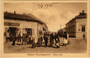 1915 Érmihályfalva, Valea lui Mihai; Vasút utca, Kereskedelmi és Ipar bank, Sziky Károly üzlete / street, shops, bank (EK)