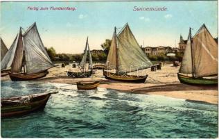 Swinoujscie, Swinemünde; Fertig zum Flundernfang / fishing boats ready for flounder fishing