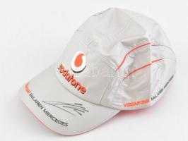 Heikki Kovalainen Forma 1 versenyző autográf aláírásá McLaren Mercedes sapkán.
