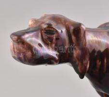 Komlós kerámia vadászkutyák párban, jelzett, kis lepattanással, h: 35 cm