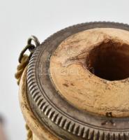 cca 1850 Tajtékpipa ezüst(Ag) szerelékkel, vadászjelenetes díszítéssel, sérüléssel, h: 15 cm