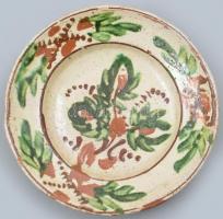 Erdélyi 19. sz.-i kerámia tál, kézzel festett, kopásnyomokkal, lepattanásokkal, d: 17 cm