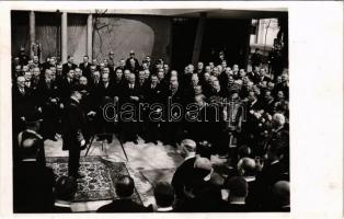 1940 Budapest XIV. Horthy Miklós beszédet mond a Nemzetközi Vásárban