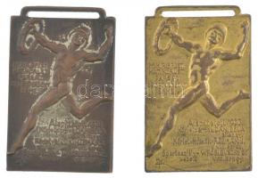 ~1920. "M. Kir. Bpesti Kat. Körlet Parság sportverseny érme - Alapíttatott: 1920. - Körletparnok: Dáni Béla altbngy. - Körlet vk.főnök: Rzehák J. vkt. ezrds. - Sportosztályvezető: Wróblevszky E. vkt. őrngy." aranyozott bronz és bronz díjérem füllel (38x25mm) (2xklf) T:2