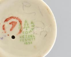 Hollóházi és Drasche porcelán figura, 2 db, kézzel festett, jelzett, kis kopásnyomokkal