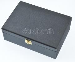 3db-os római és bizánci érme replika tétel, mindhárom "COPY" jelzéssel, kapszulában, közös...