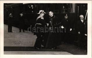 1938 Budapest, XXXIV. Eucharisztikus Kongresszus, Eugenio Pacelli bíboros (a későbbi XII. Piusz pápa) és Horthy Miklós kormányzó. Orelly photo