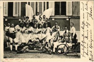 1900 Osztrák-magyar haditengerészet matrózai humoros előadáshoz beöltözve, páran női ruhában. Phot. Atelier Flora Pola / K.u.K. Kriegsmarine Matrosen / Austro-Hungarian Navy mariners' humorous play, men dressed as women (EK)