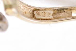 Ezüst(Ag) tigrisszemes fülbevalópár, jelzett, h: 3 cm, bruttó: 8,95 g