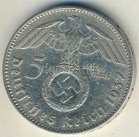 Német 3. Birodalom 1937J 5M Ag "Hindenburg" nagy hk.-tel T:2-/3